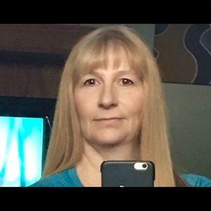 Meet your Posher, Charlette